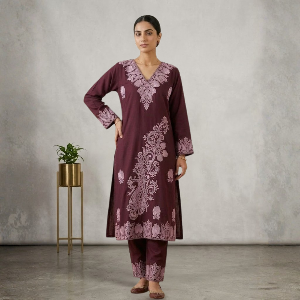 Regal Wine Kurta Set with Asymmetrical Silver-Mauve Paisley - Image 2